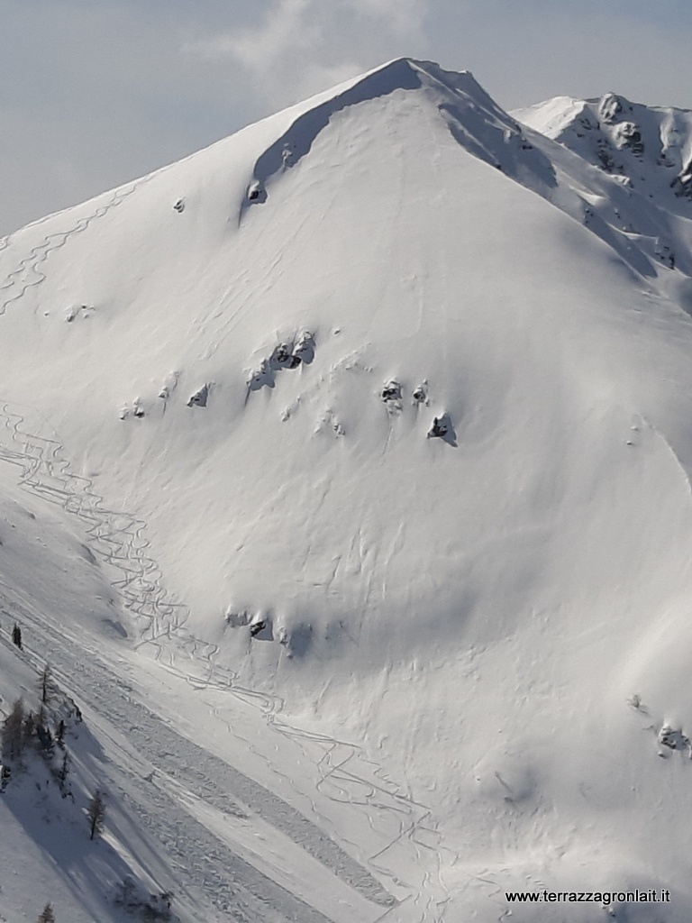 Peak "Lepri bianche" (it means white hares) in val dei Mocheni: wonderful skitouring